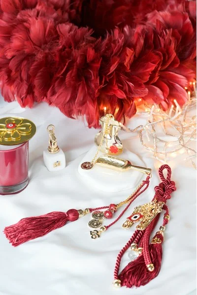 Γούρι 2026 Χρυσό Ρόδι με Σέσουλα