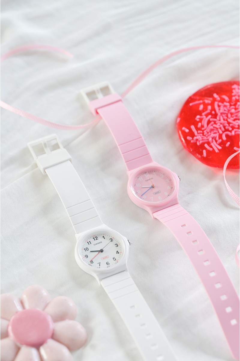 Casio Standard White Rubber Strap LQ-24B-7BEF