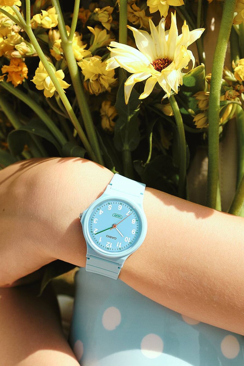 Casio Standard Blue Rubber Strap LQ-24B-2BEF