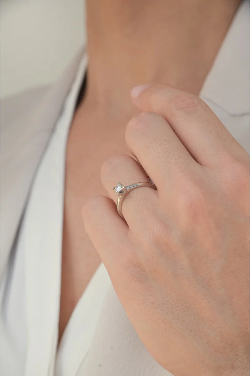 Μονόπετρο Λευκόχρυσο 18Κ Διαμάντι 0.20ct