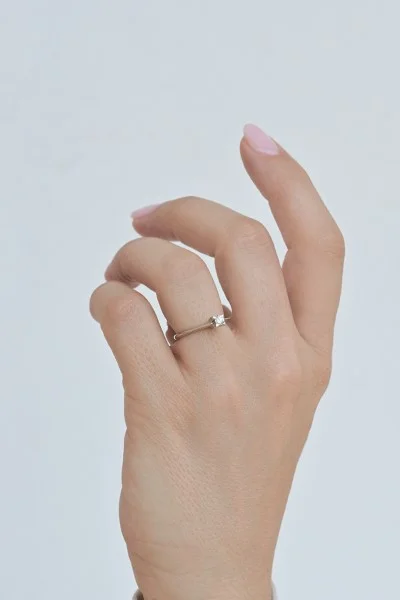 Μονόπετρο Λευκόχρυσο 18Κ Διαμάντι 0.15ct