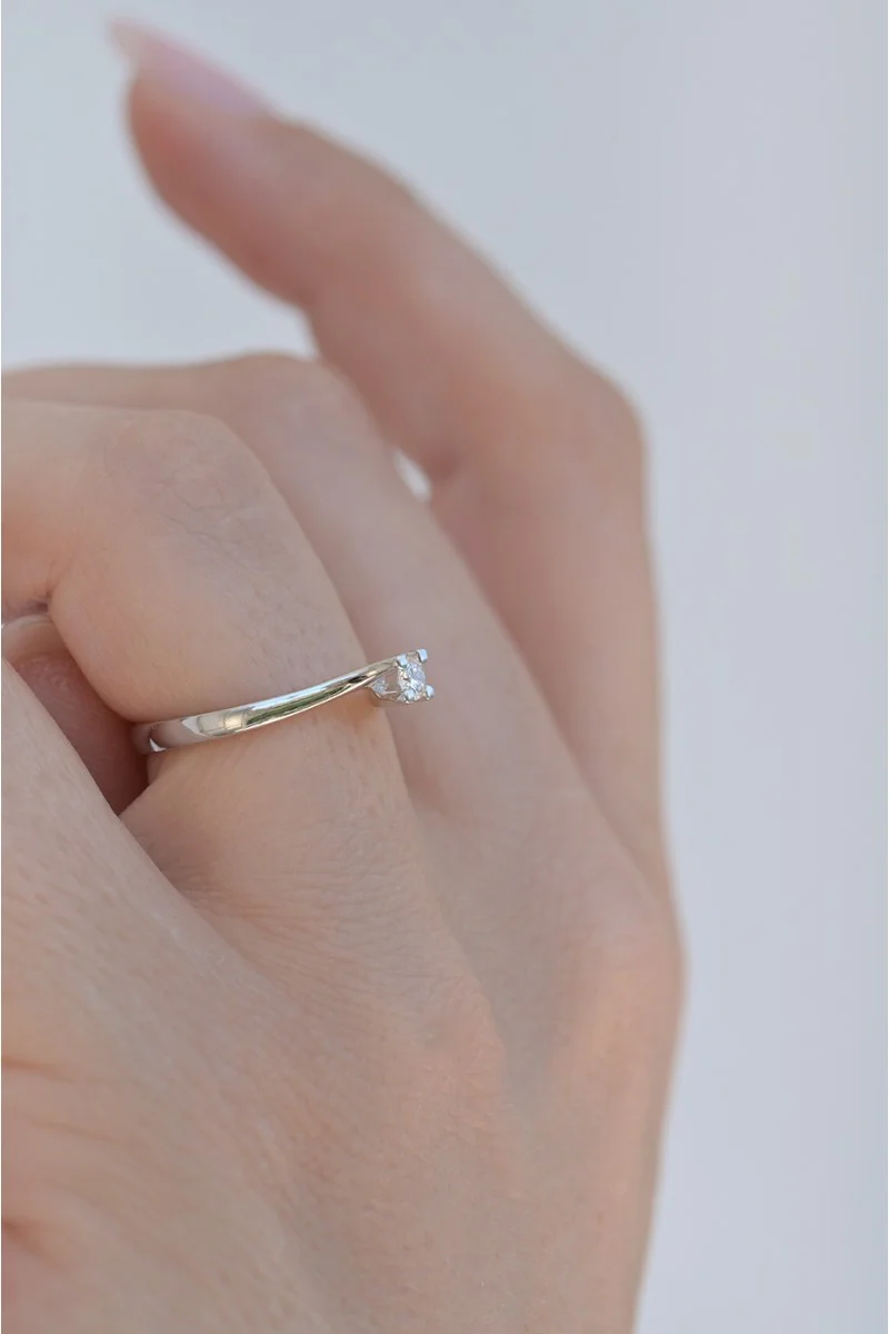 Μονόπετρο Λευκόχρυσο 18Κ Διαμάντι Φλόγα 0.11ct