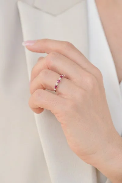 Δαχτυλίδι Λευκόχρυσο 18Κ Διαμάντι Ρουμπίνι Σειρέ 0.76Ct