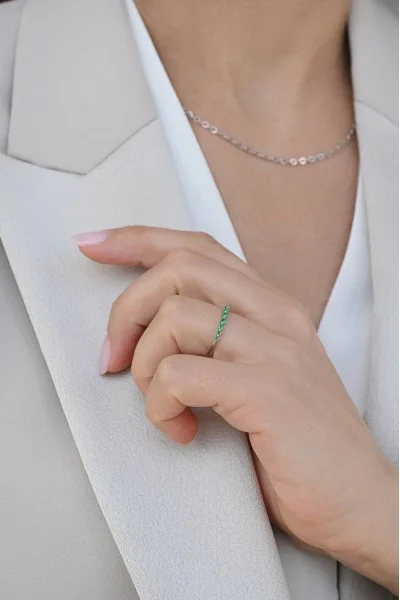 Δαχτυλίδι Λευκόχρυσο 18Κ Διαμάντι Σμαράγδι Σειρέ 0.26Ct