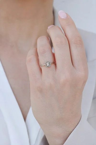 Δαχτυλίδι Διαμάντι Λευκόχρυσο 18Κ Baguette 0.09Ct