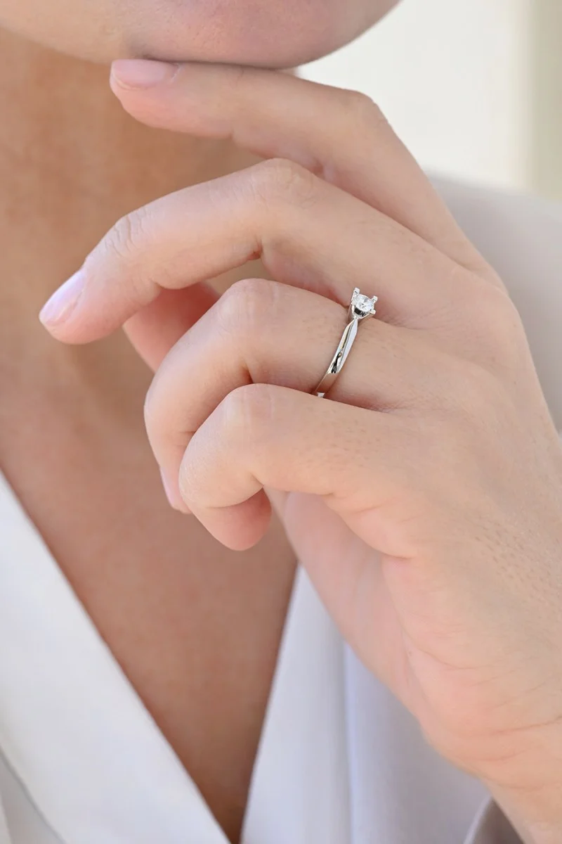 Μονόπετρο Λευκόχρυσο 18Κ Διαμάντι GIA 0.32ct