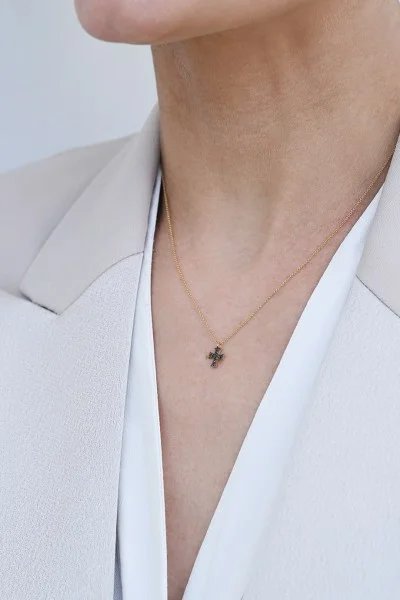 Κολιέ Xρυσό 18Κ Σταυρός Black Diamonds 0.06Ct