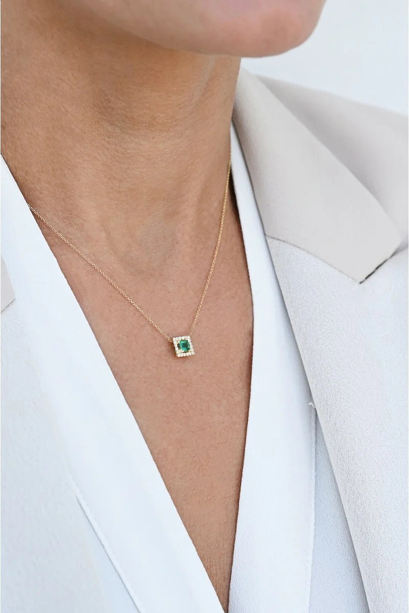 Κολιέ Χρυσό 18Κ Σμαράγδι Brillant 0.39CT