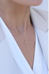 Κολιέ Χρυσό 18Κ Σταυρός με Διαμάντια Brillant 0.16Ct