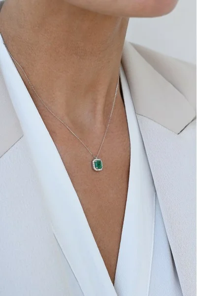 Κολιέ Λευκόχρυσο 18Κ Σμαράγδι Brillant 1.01CT