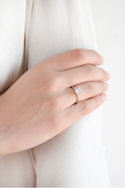 Μονόπετρο Λευκόχρυσο 14Κ Minimal