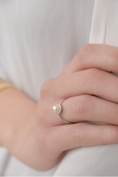 Δαχτυλίδι Λευκόχρυσο 14Κ Μαργαριτάρι Simple