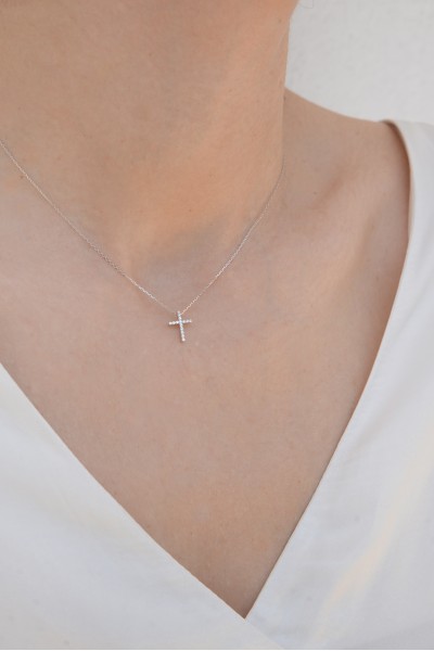 Κολιέ Λευκόχρυσο 18Κ Σταυρός με Διαμάντια Brillant 0.05Ct