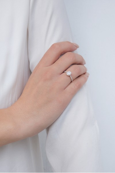 Μονόπετρο Διαμάντι Λευκόχρυσο 18Κ Baguette 0.27Ct