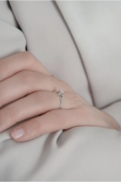 Μονόπετρο Λευκόχρυσο Φλόγα 18Κ Διαμάντι 0.45ct