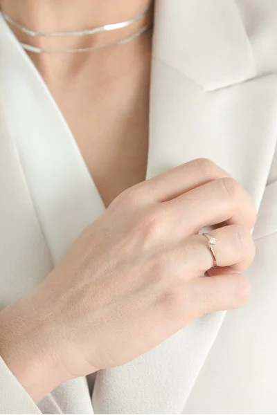 Μονόπετρο Λευκόχρυσο 18Κ Διαμάντι Φλόγα 0.14ct