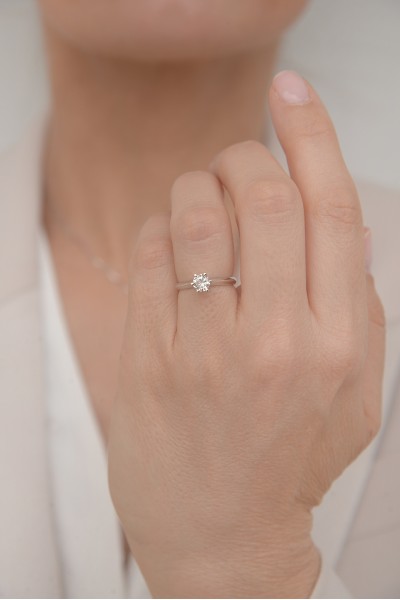 Μονόπετρο Εξάδοντο Λευκόχρυσο 18Κ Διαμάντι IGI 0.52ct