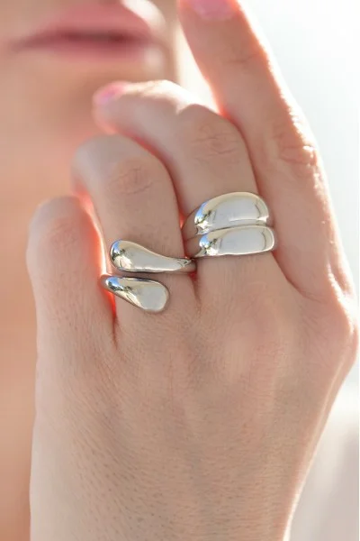 Δαχτυλίδι Ασημένιο Wavy Drops