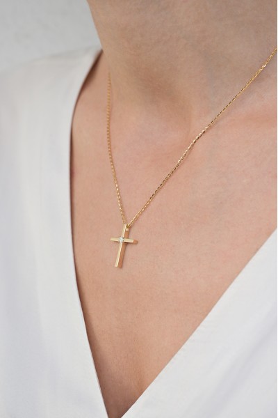 Κολιέ Xρυσό 18Κ Σταυρός με Διαμάντια Brillant 0.12Ct